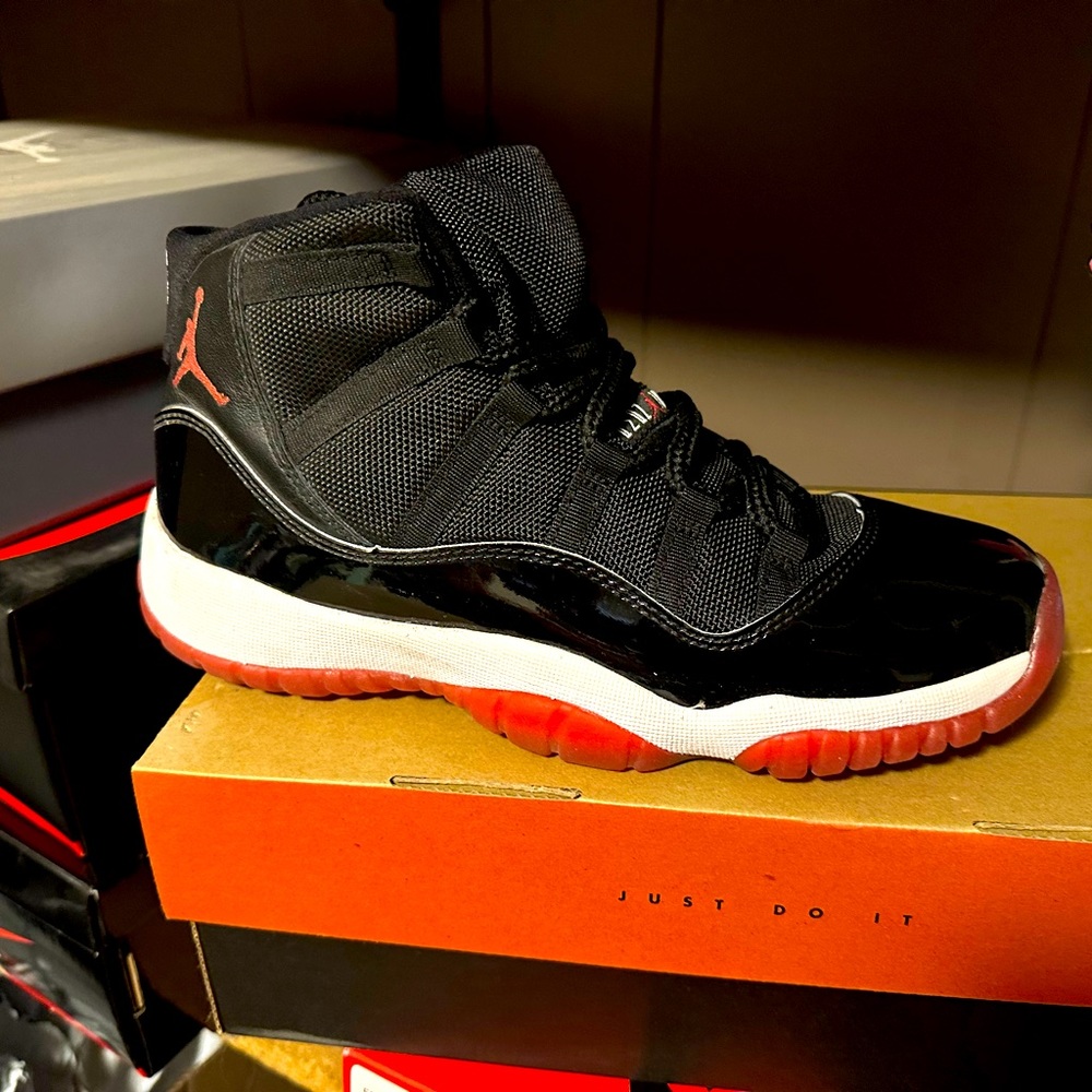 Jordan 11 Retro Playoffs Bred (GS) (2019)